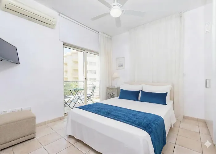 Fig Tree Four Вилла