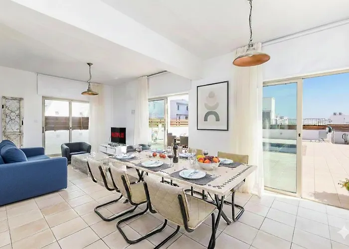 Fig Tree Four Vila Protaras